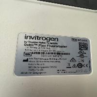 Invitrogen Qubit Flex Fluorometer image 1